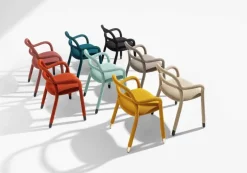 Sedia con braccioli Pippi di Midj a prezzo scontato