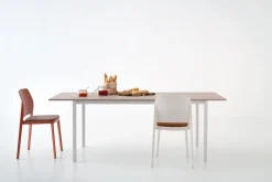 Sedia con schienale medio Tipa imbottita di Pointhouse in Offerta Outlet