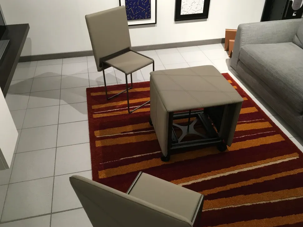 Sedia da soggiorno Cubics pouff Ozzio a prezzo scontato