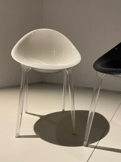 Sedia da soggiorno Mr. impossible Kartell a prezzo scontato