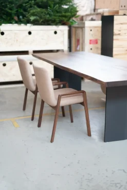 Sedia di Riva 1920 modello Noble da soggiorno in offerta -43%