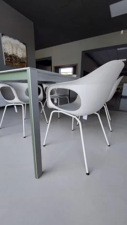 Sedia Elefhantino Kristalia SCONTATA a PREZZI OUTLET