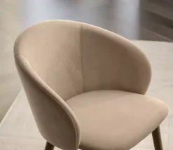 Sedia fissa Rebecca di Bontempi a prezzo scontato