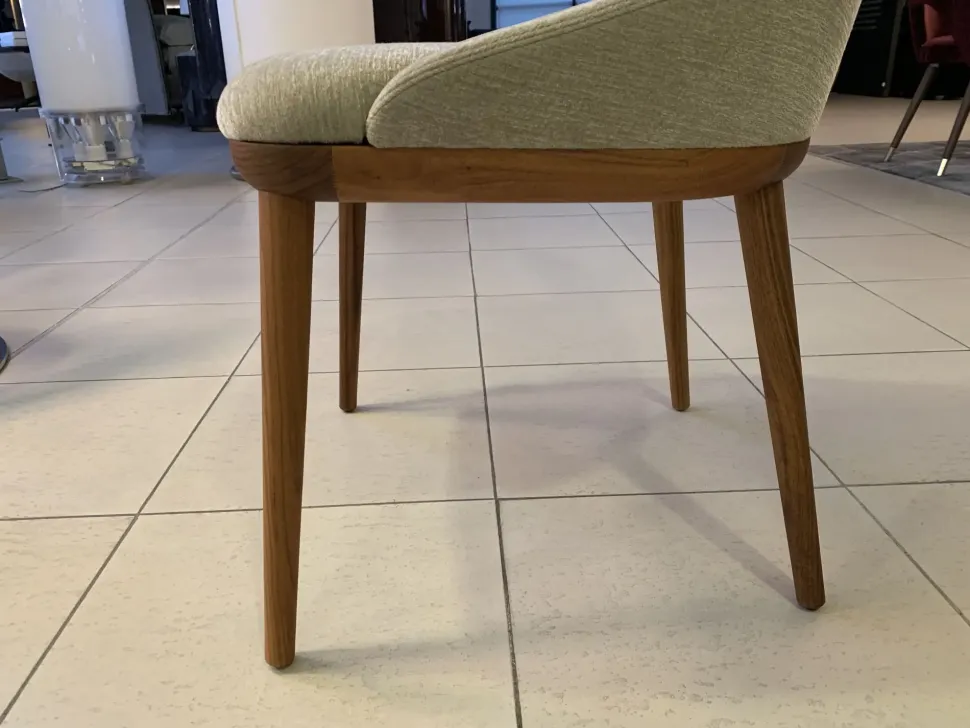 Sedia in tessuto modello Andy di Porada