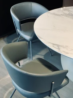 Sedia modello Bahia da soggiorno di Bonaldo -49%