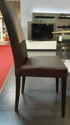 Sedia modello Denny a marchio Ozzio scontata del 76%