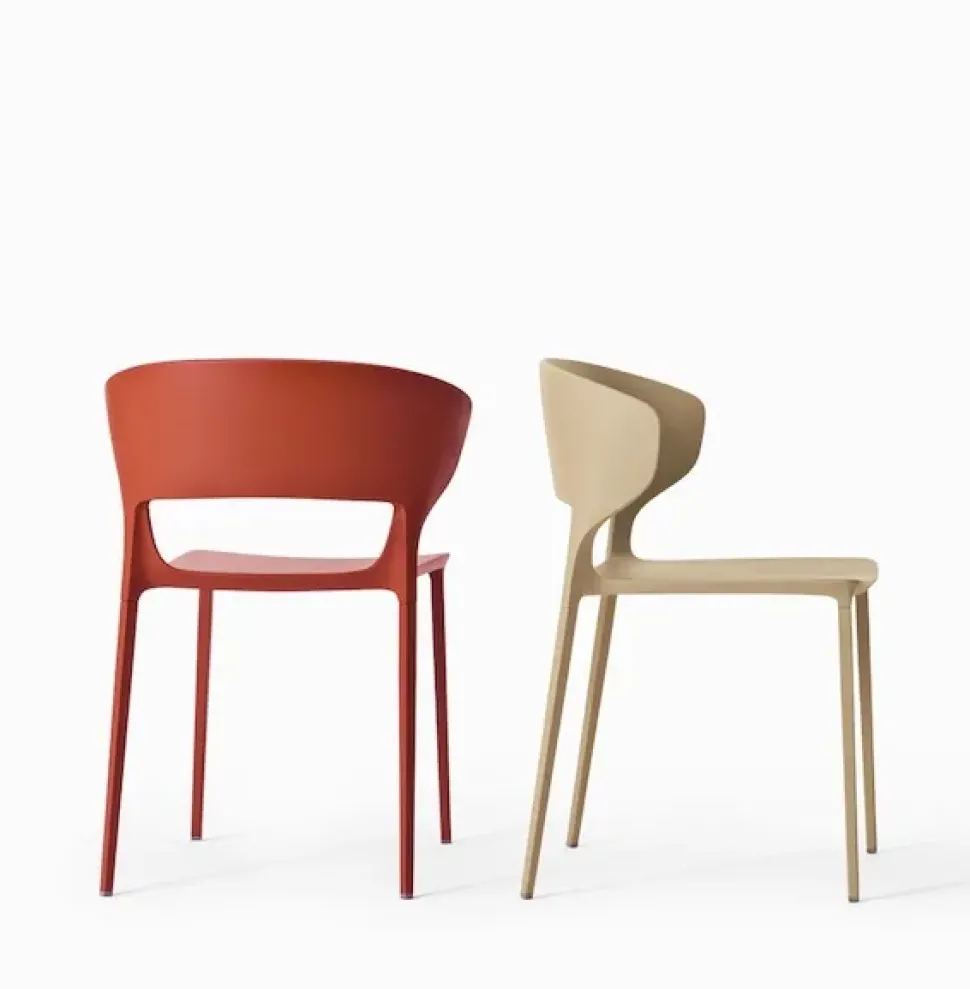 Sedia modello Design colorato senza braccioli di Desalto