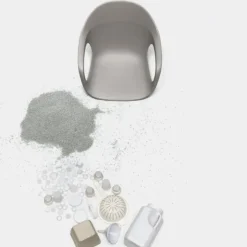 Sedia modello Elephantino a marchio Kristalia scontata del 50%