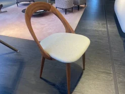 Sedia modello Ester di Porada: richiedi il prezzo