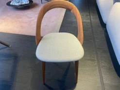 Sedia modello Ester di Porada: richiedi il prezzo