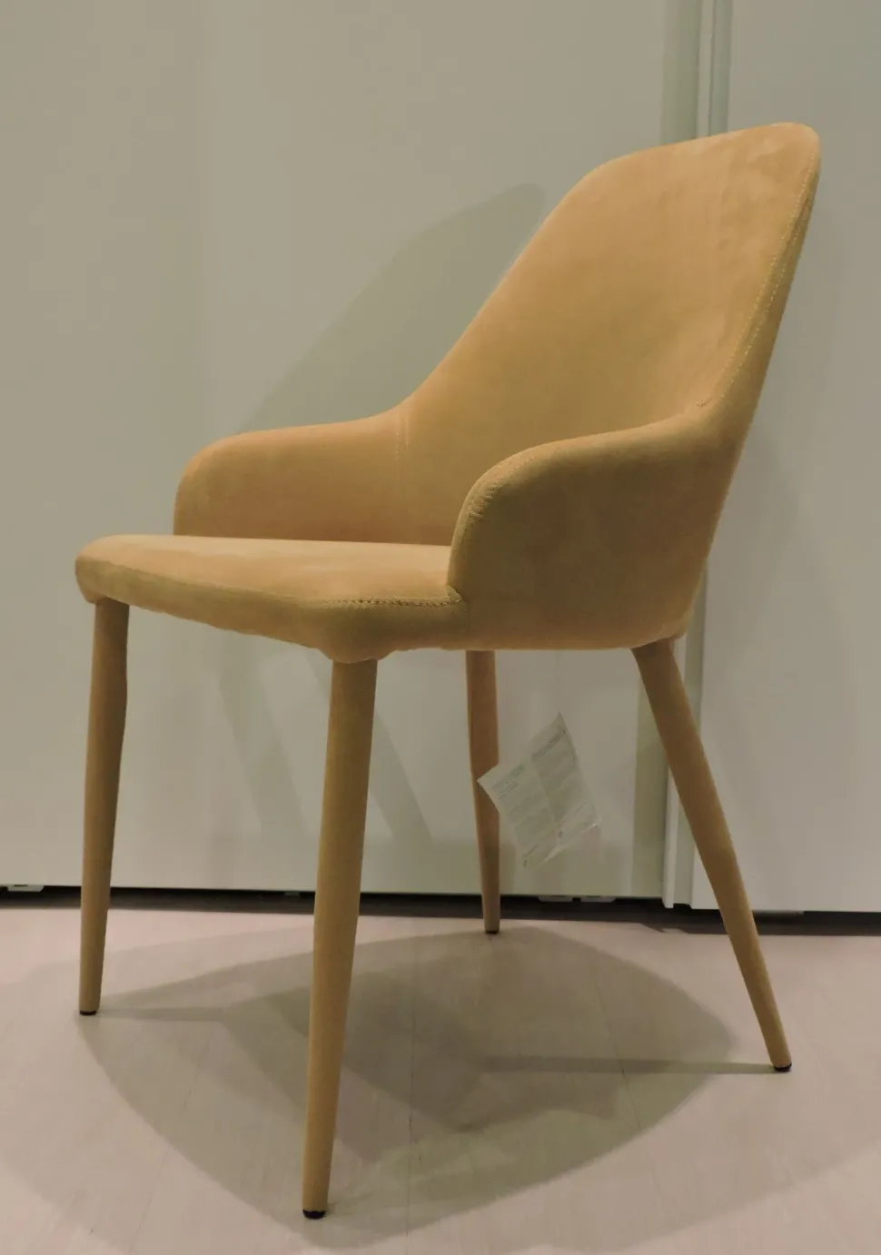 Sedia modello Matilda 4471 a marchio Ingenia scontata del 20%