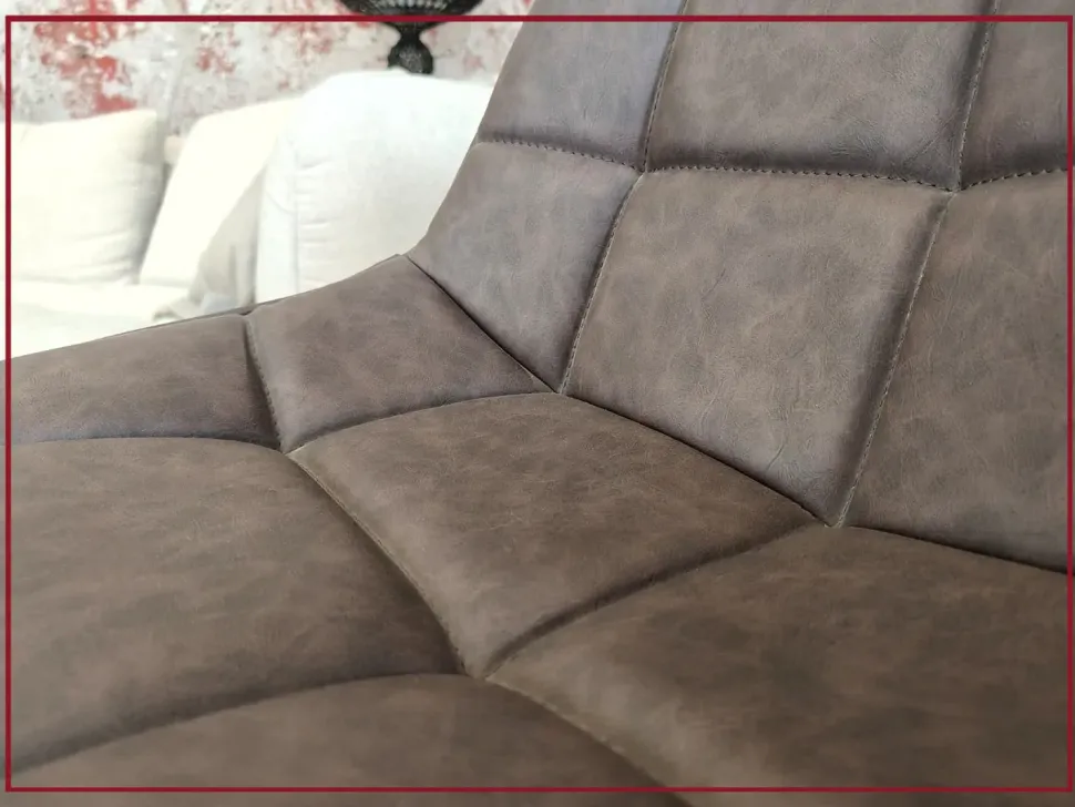 Sedia modello Montreal senza braccioli di Devina nais