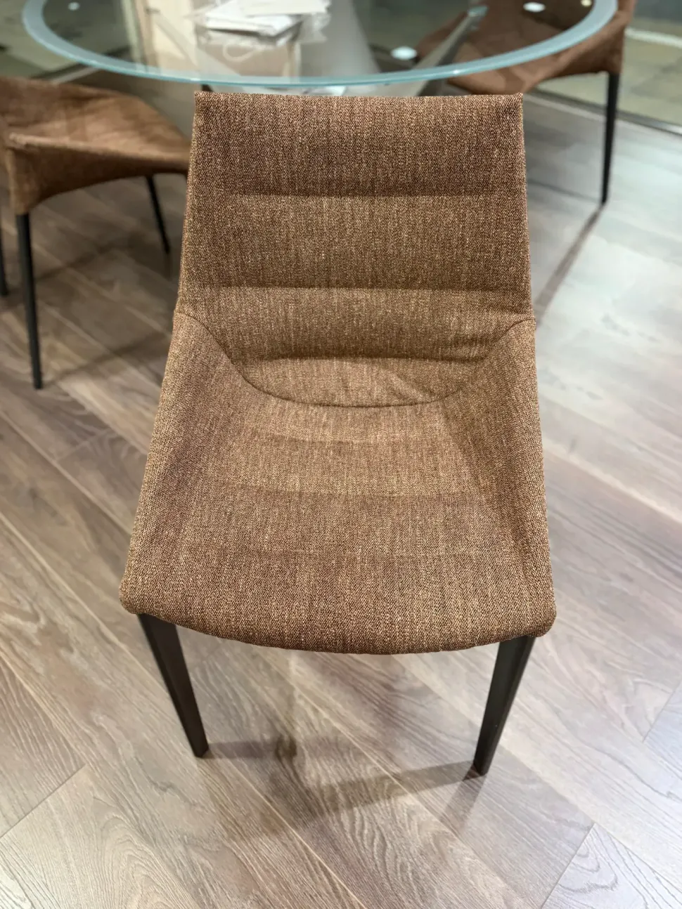 Sedia modello Outline da soggiorno di Molteni & c -30%