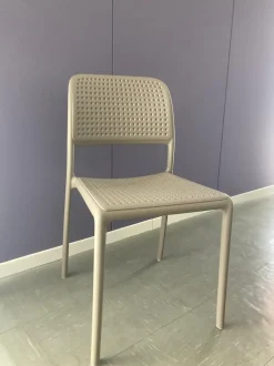 Sedia modello Sedia bora a marchio La primavera scontata del 37%