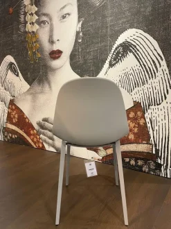 Sedia Mood 34.10 da cucina realizzata in plastica scontata del 53%