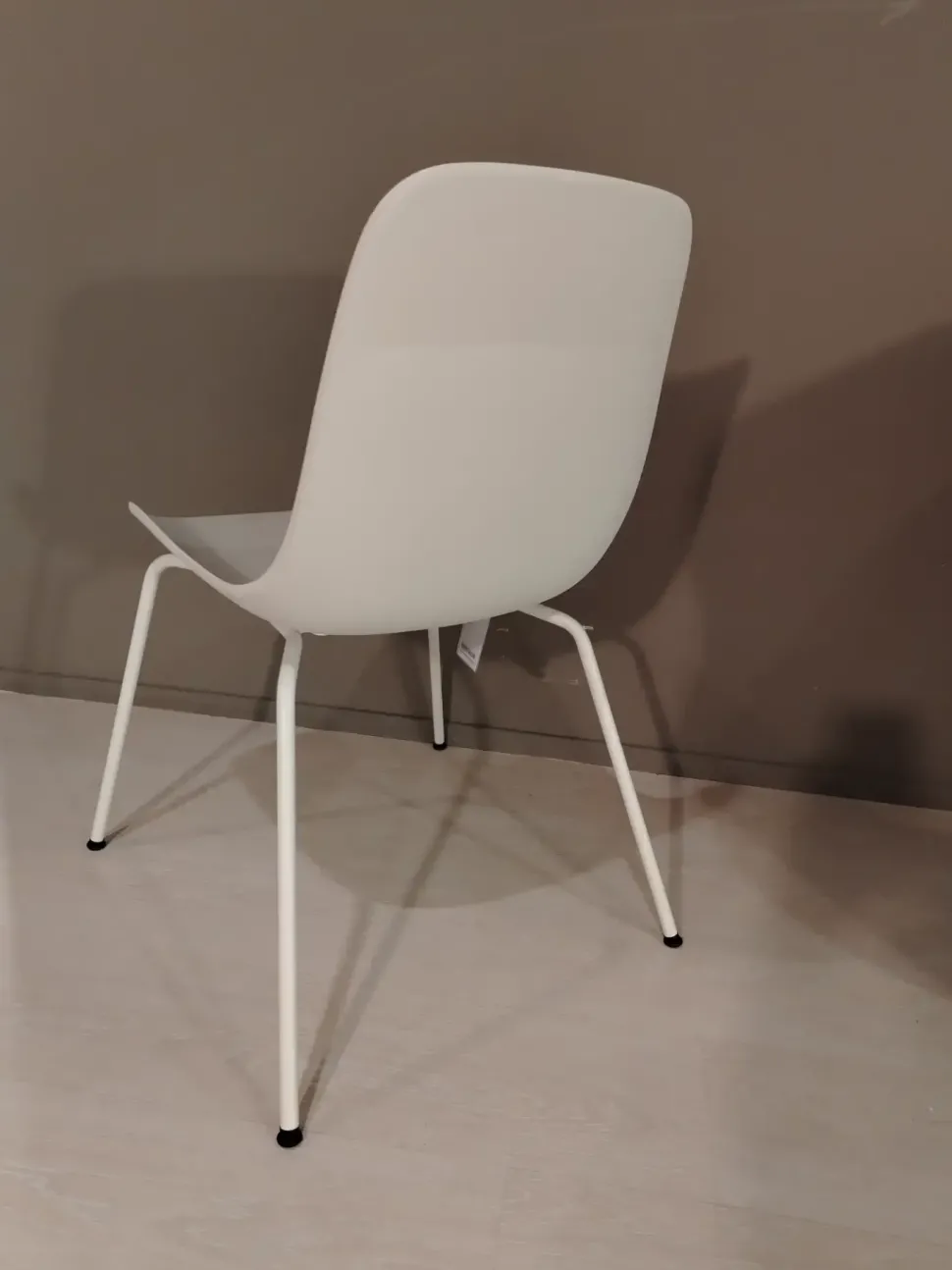 Sedia Sedie elephantino da cucina realizzata in plastica scontata del 21%