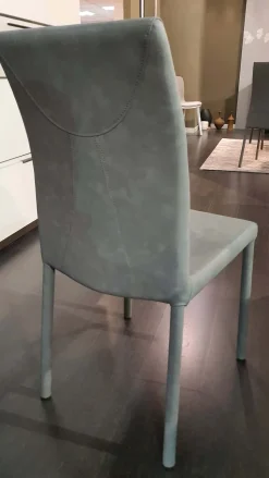 Sedia senza braccioli Caramel nabuk grigio di Ozzio a prezzo scontato