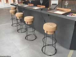 Sgabello Bouchon  sa Domitalia con base centrale convenienti