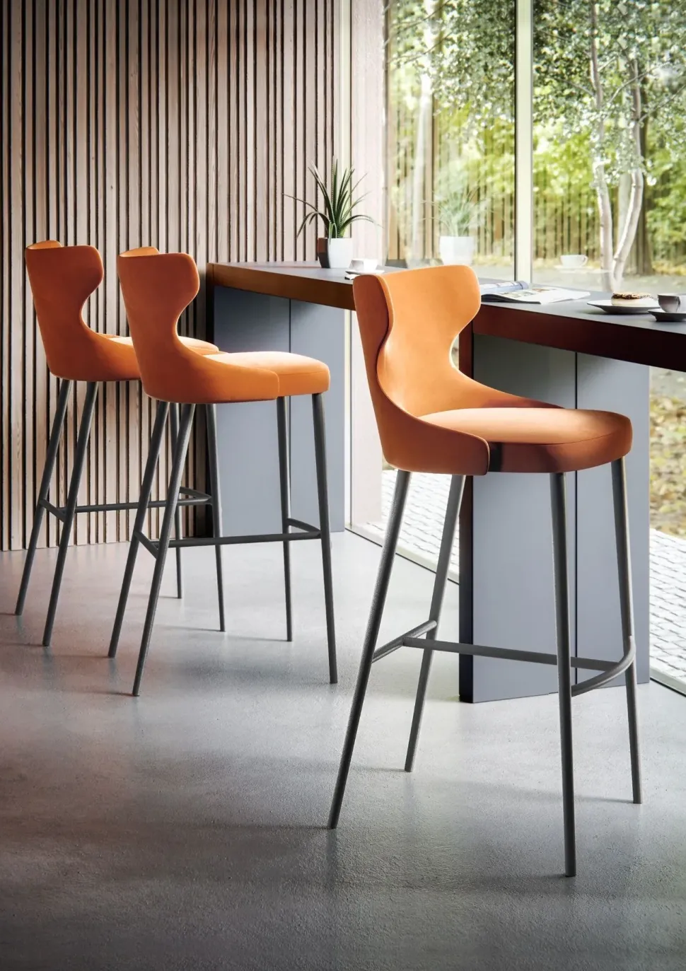 Sgabello con 4 gambe Queen Ambianceitalia a prezzi convenienti