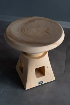 Sgabello con base centrale Etrurio Riva 1920 in offerta