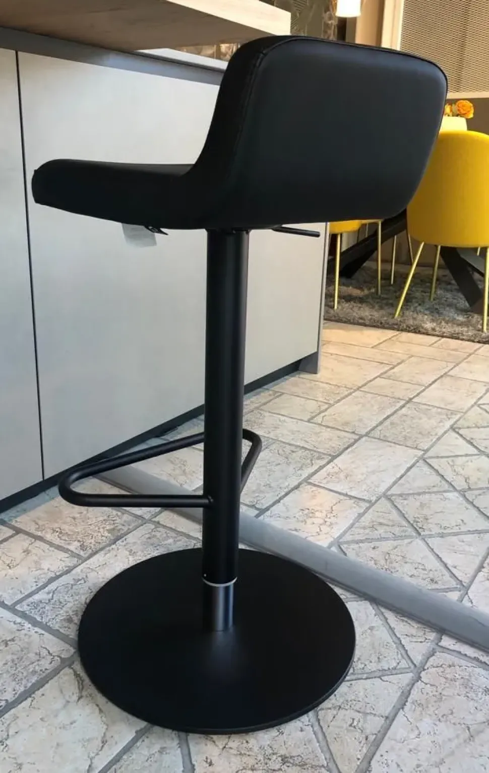 Sgabello Riley Calligaris a prezzo ribassato