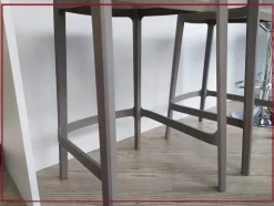 Sgabello senza braccioli Skin Calligaris a prezzo ribassato