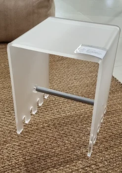 Sgabello Trionfo Emporium con 4 gambe a prezzo conveniente