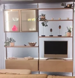 Soggiorno completo Living moretti design (mercantini) di Mercantini in laccato opaco in Offerta Outlet