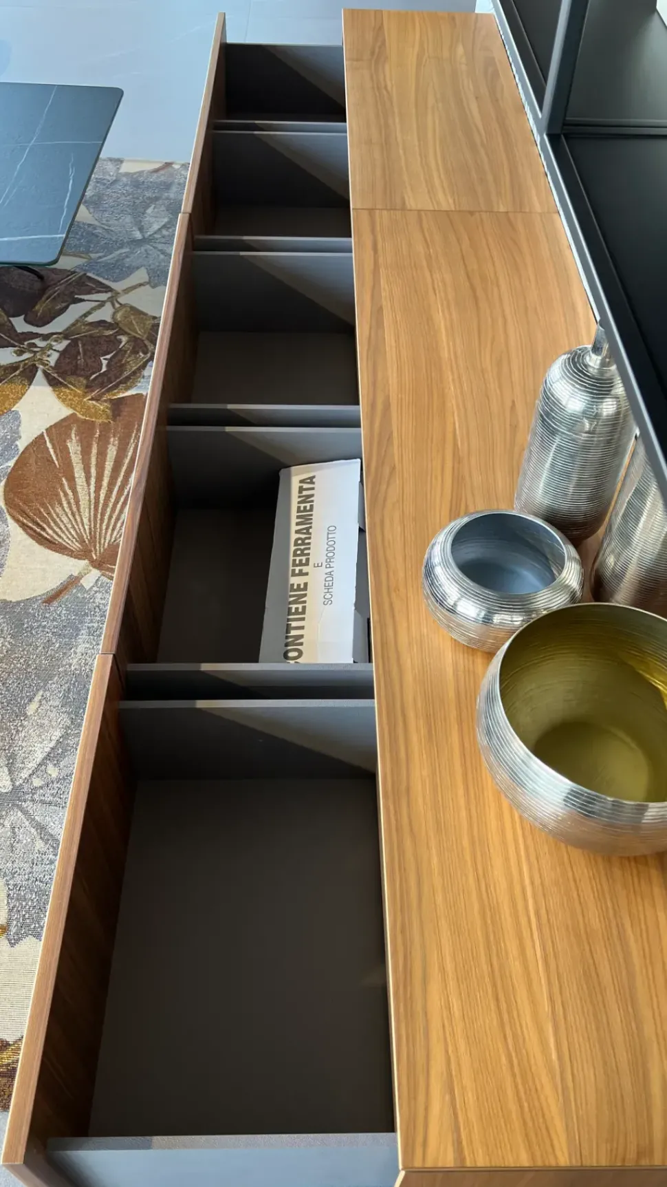 Soggiorno completo Mood living di Novamobili in stile design a prezzi outlet