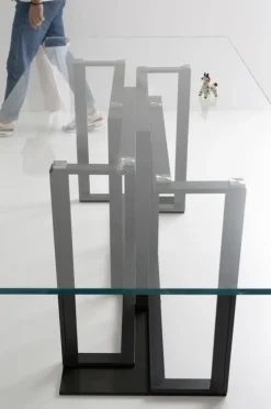 Tavolo Accademia Pointhouse in vetro Fisso