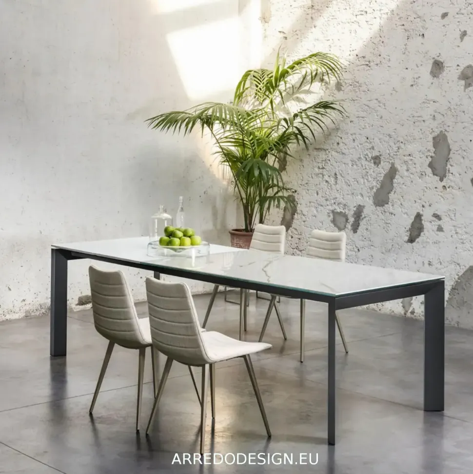 Tavolo Apollo di Midj scontato del 30%