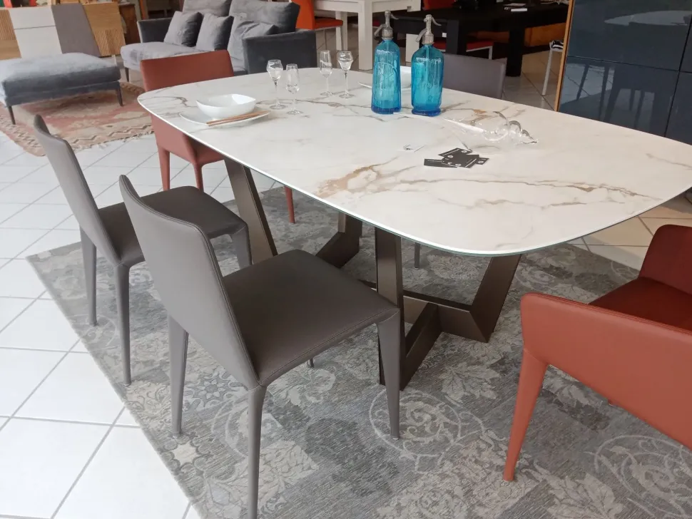 Tavolo Art di Bonaldo scontato del 30%