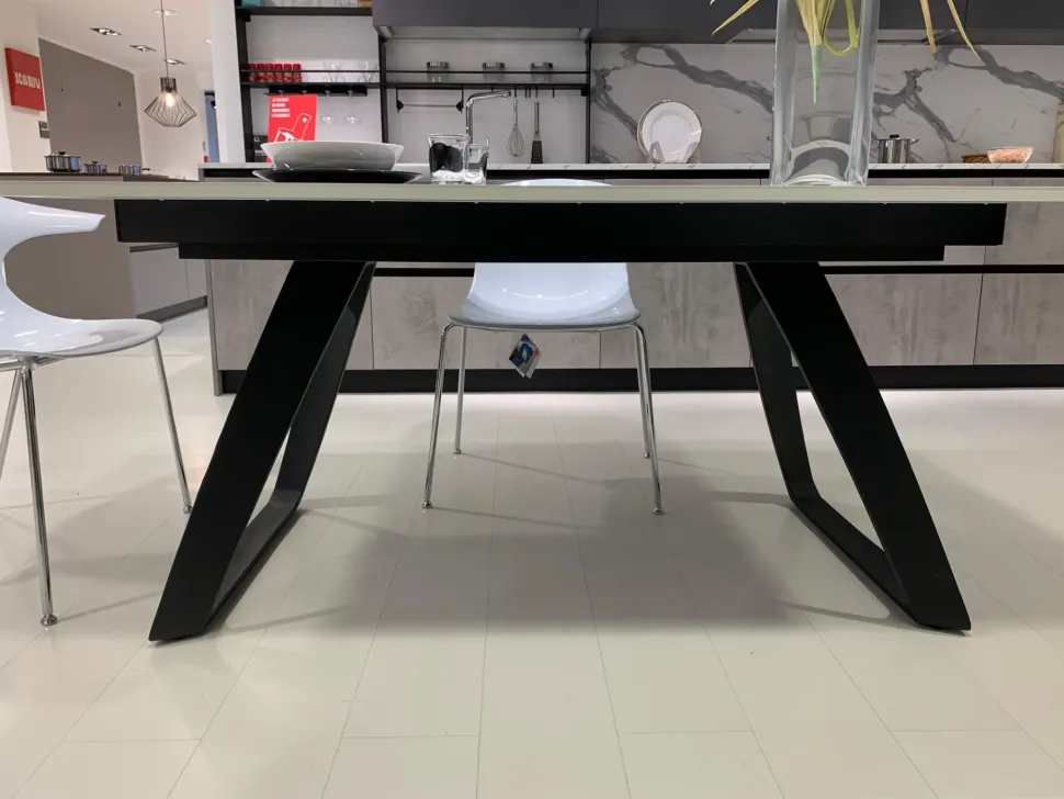 Tavolo Barret Stones a prezzo ribassato