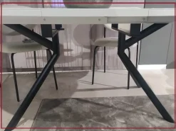 Tavolo con piano in ceramica rotondo di Connubia a PREZZO OUTLET