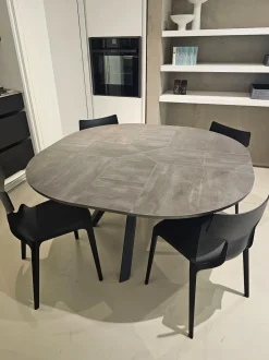 Tavolo con piano in laminato rotondo di Easyline a PREZZO OUTLET