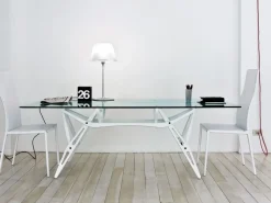 Tavolo con piano in vetro rettangolare di Zanotta a PREZZO OUTLET