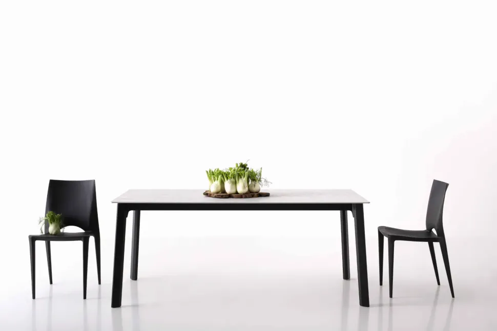 Tavolo Drop di Pointhouse scontato del 20%