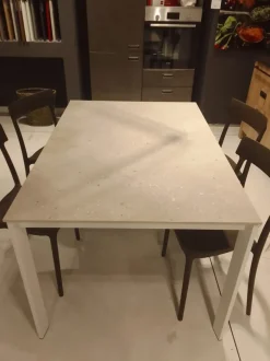 Tavolo Eminence Connubia in laminato Allungabile