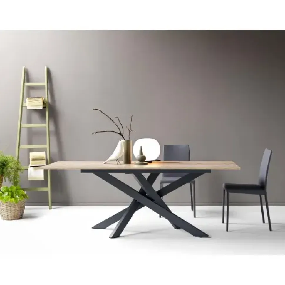 Tavolo fisso Alicante di Artigianale a prezzo riservato