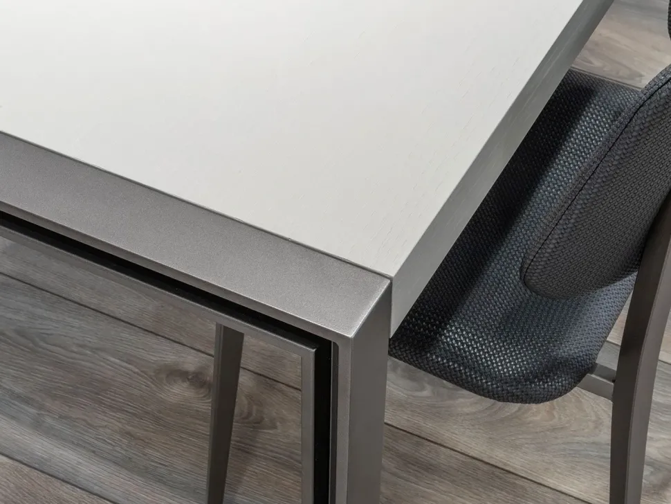 Tavolo Gary outlet Diotti.com in legno Rettangolare allungabile scontato 69%