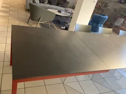 Tavolo Helsinki 35 Desalto in ceramica Rettangolare allungabile scontato 41%