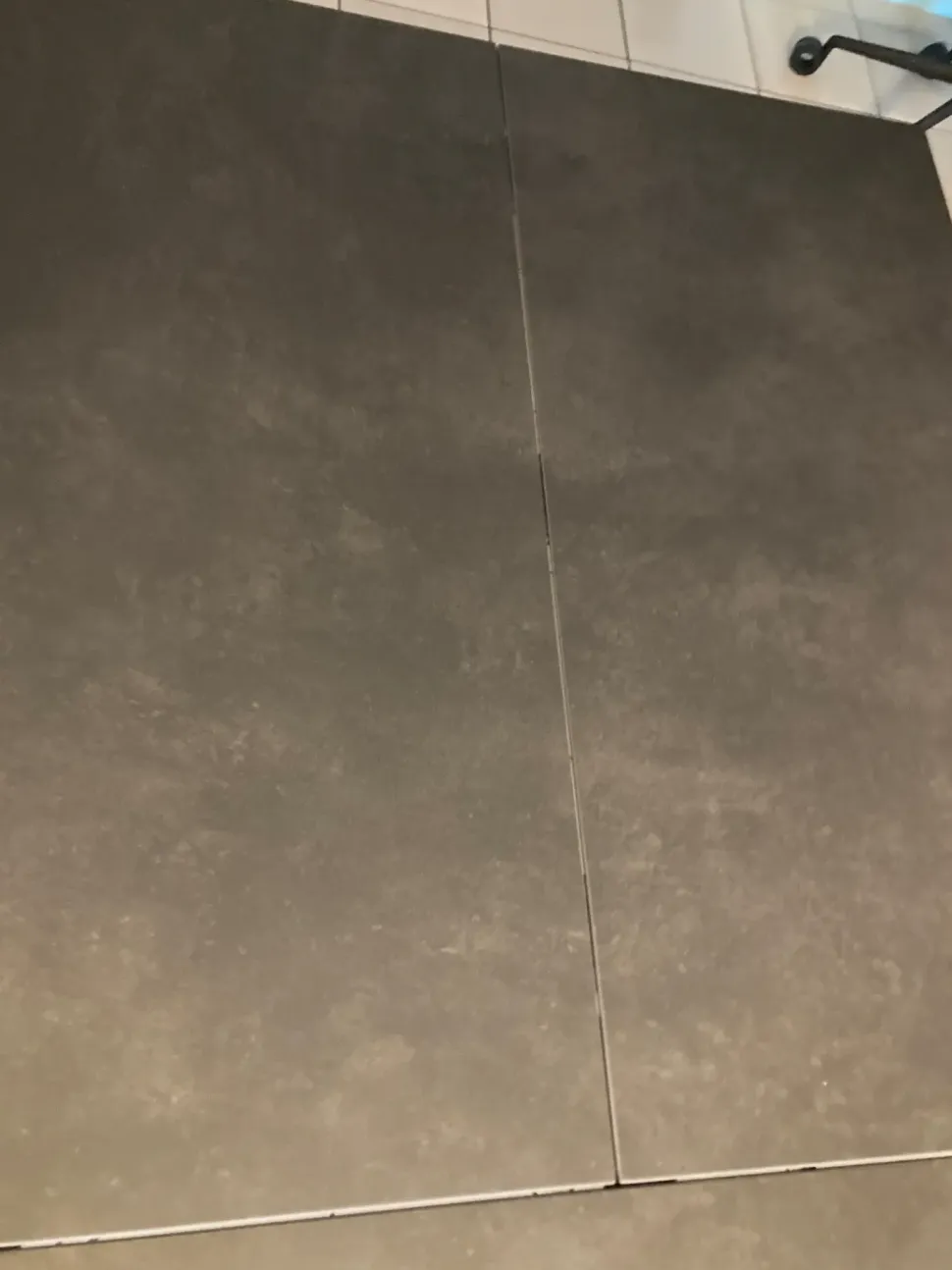 Tavolo Helsinki 35 Desalto in ceramica Rettangolare allungabile scontato 41%