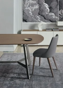 Tavolo in laminato ovale Vertigo Sangiacomo a prezzo ribassato