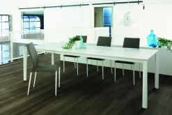 Tavolo in laminato rettangolare Prisma Ingenia a prezzo scontato