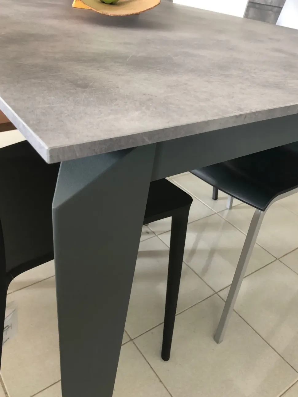 Tavolo in laminato rettangolare Diagonal Gierre mobili in offerta outlet