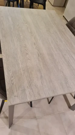 Tavolo in laminato rettangolare Tavolo + sedie  Artigianale in offerta outlet