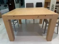 Tavolo In legno di Fratelli mirandola scontato del 50%
