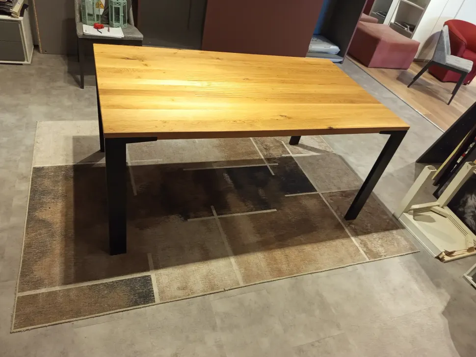 Tavolo in legno rettangolare Platz Mirandola nicola e cristano a prezzo scontato