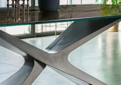 Tavolo in vetro ellittico Nexus * Midj in offerta outlet