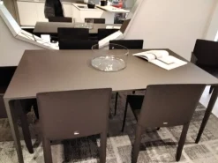 Tavolo in vetro rettangolare Long island Rimadesio a prezzo scontato